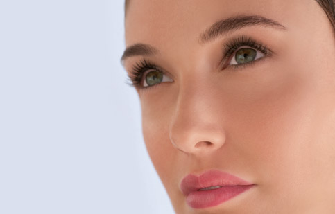 OLIGO'CONTOUR ILLUMINATING THE EYES